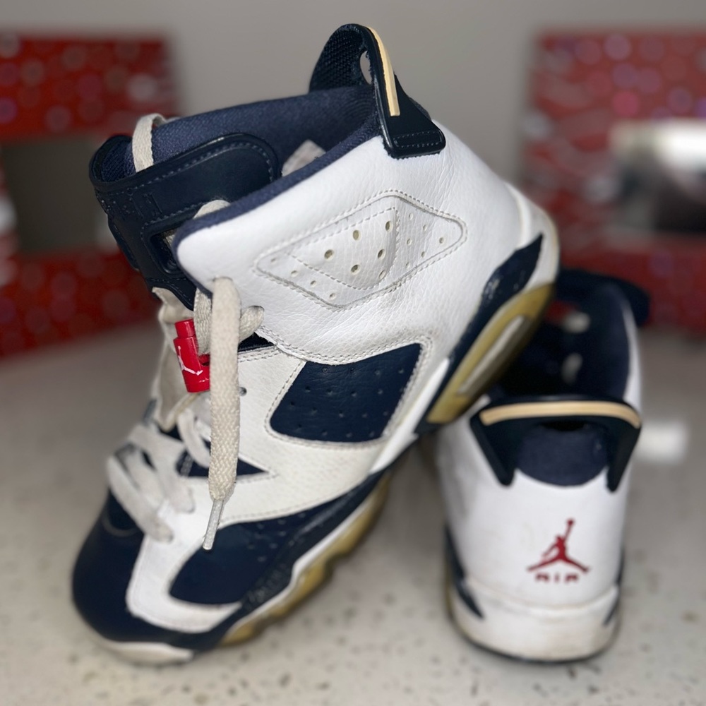 Air Jordan Olympic Retro 6 GS (Big Boy 5 Youth or Women’s 7)